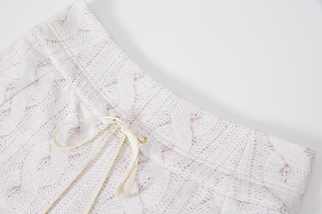 "Alumna" Shorts