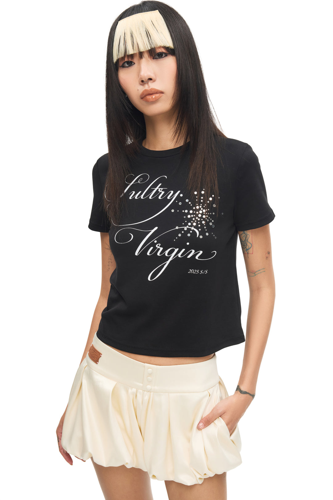 “Seasonal”T-Shirt Black