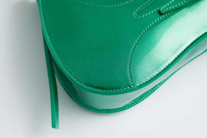“Medium Pearl" Jelly Green